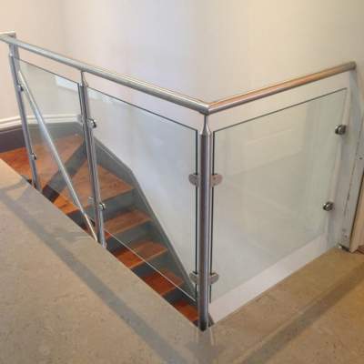stainless steel railing with glass